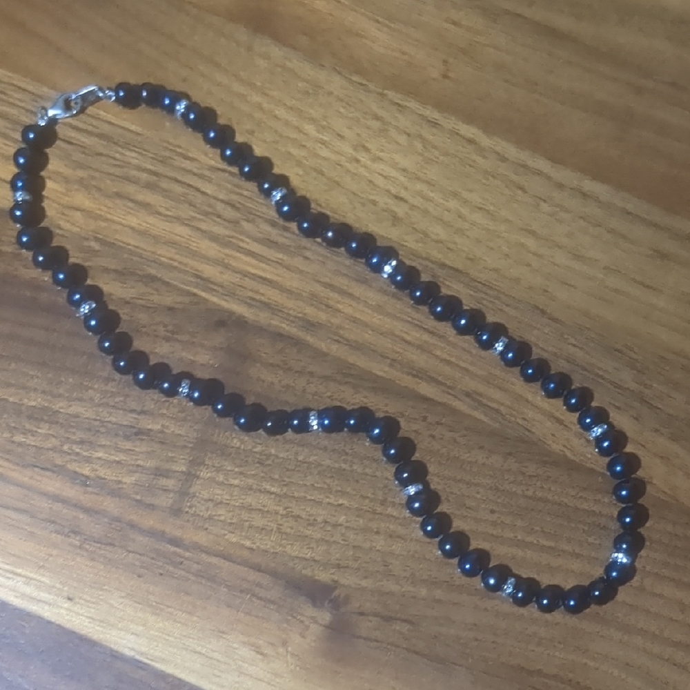 Danbury Mint Black and Silver Beaded Necklace